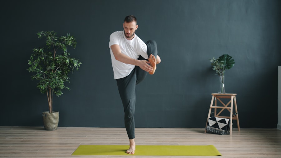 stretching vs strength training